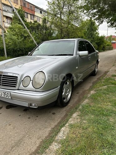 Mercedes E 230 1996, 437,100 km - 2.3 l - Gəncə