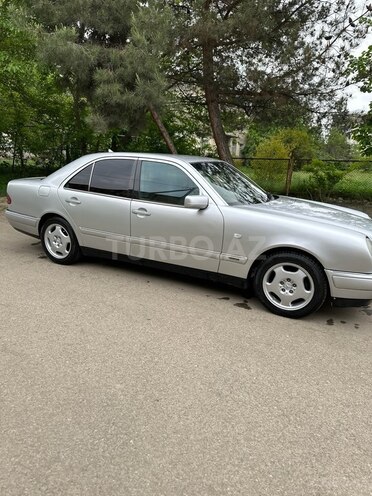 Mercedes E 230 1996, 437,100 km - 2.3 l - Gəncə