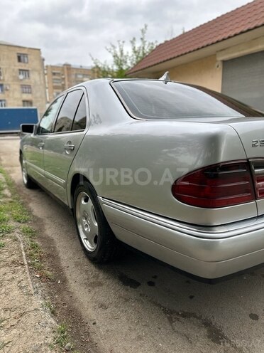 Mercedes E 230 1996, 437,100 km - 2.3 l - Gəncə