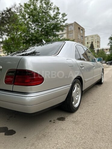 Mercedes E 230 1996, 437,100 km - 2.3 l - Gəncə