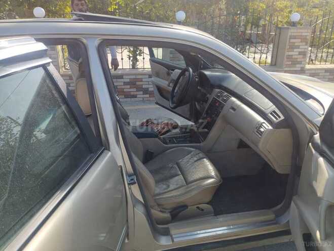 Mercedes E 230 1996, 250,000 km - 2.3 l - Bakı