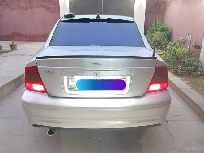 Opel Vectra 2001, 297,693 km - 2.2 l - Bakı