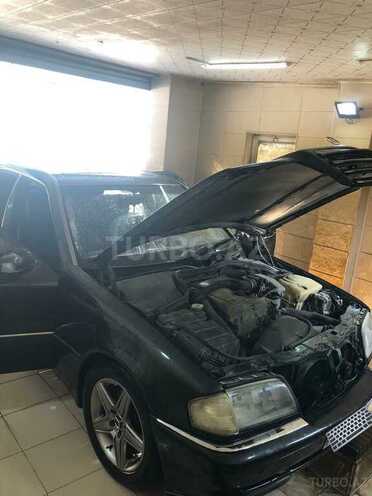 Mercedes C 180 1994, 370,000 km - 1.8 l - Astara