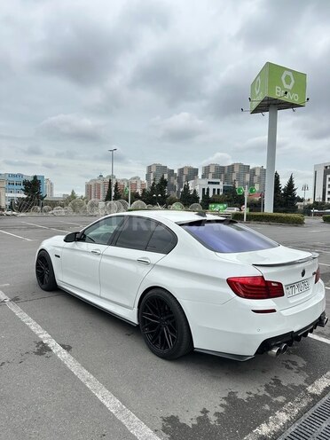 BMW 528 2015, 250,000 km - 2.0 l - Bakı