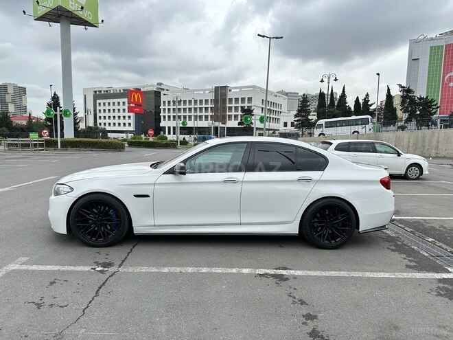 BMW 528 2015, 250,000 km - 2.0 l - Bakı