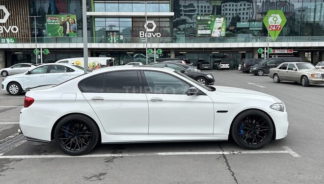 BMW 528 2015, 250,000 km - 2.0 l - Bakı
