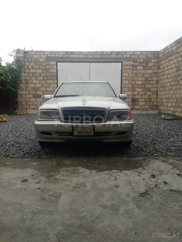 Mercedes C 200 d 1995, 350,000 km - 2.0 l - Qəbələ