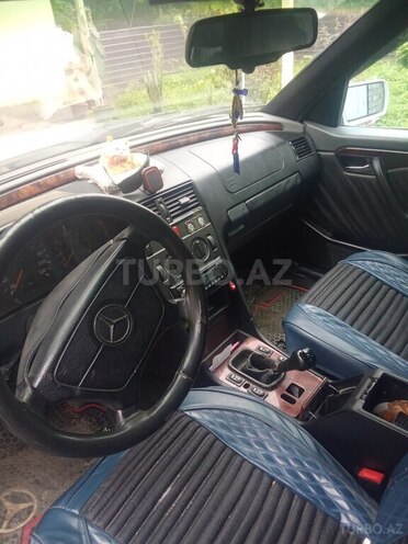 Mercedes C 200 d 1995, 350,000 km - 2.0 l - Qəbələ