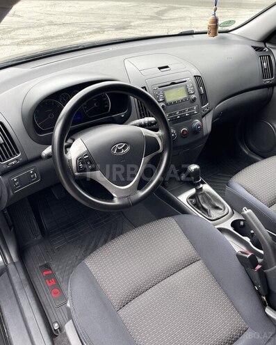 Hyundai i30 2008, 267,000 km - 1.4 l - Bakı