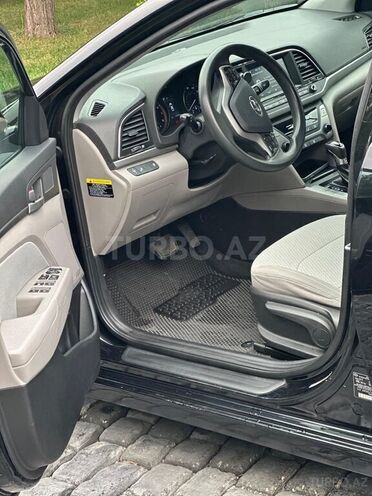 Hyundai Elantra 2018, 170,000 km - 2.0 l - Bakı