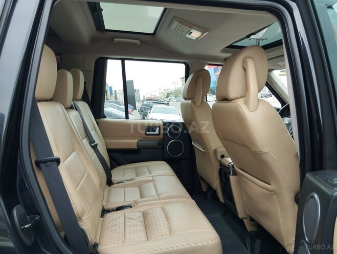 Land Rover Discovery-10