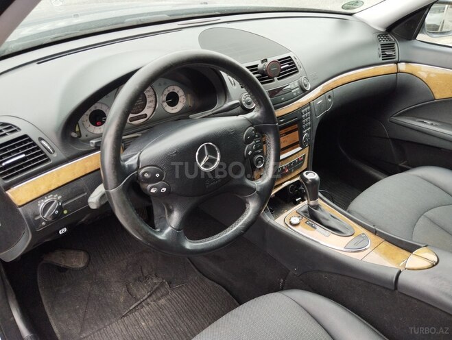 Mercedes E 200 2008, 205,000 km - 2.0 l - Bakı
