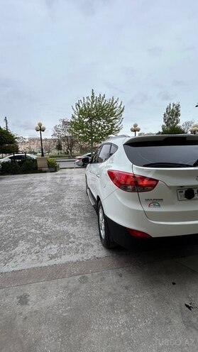 Hyundai ix35 2011, 208,000 km - 2.0 l - Bakı