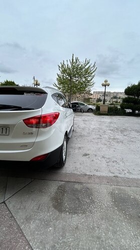 Hyundai ix35 2011, 208,000 km - 2.0 l - Bakı