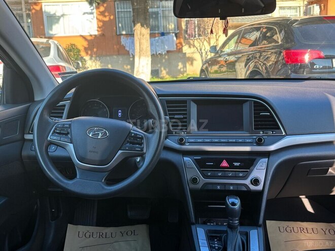Hyundai Elantra 2017, 88,000 km - 2.0 l - Bakı