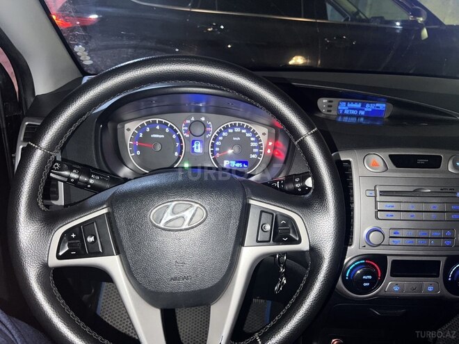 Hyundai i20 2011, 135,000 km - 1.6 l - Bakı