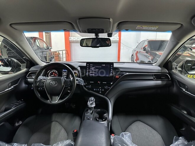Toyota Camry-17