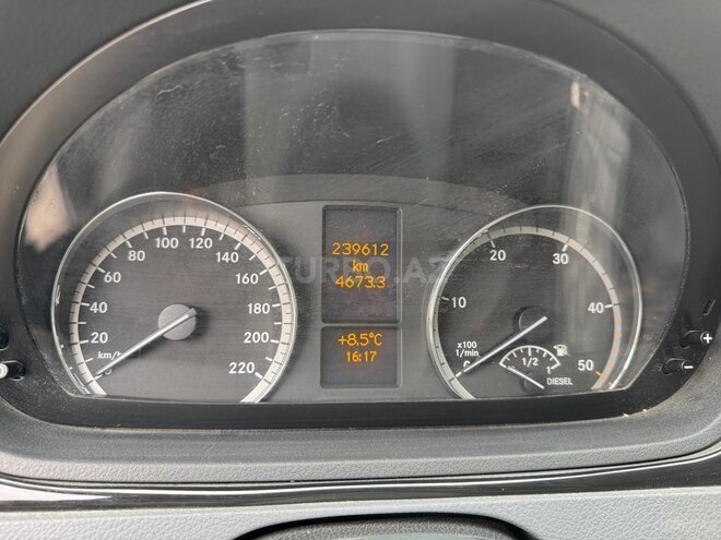 Mercedes Vito 115 2010, 239,000 km - 2.2 l - Bakı