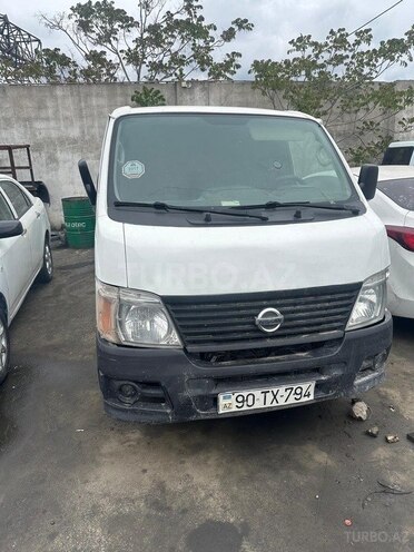 Nissan Urvan 2008, 300,000 km - 3.0 l - Bakı