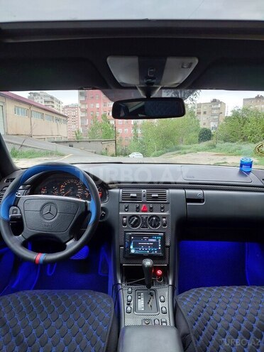 Mercedes E 230 1996, 340,000 km - 2.3 l - Bakı