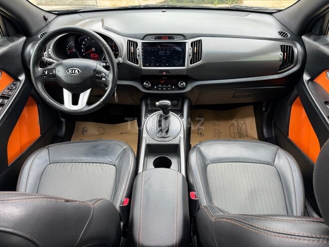 Kia Sportage 2013, 115,000 km - 2.0 l - Gəncə