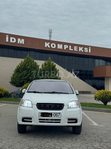 Chevrolet Aveo-1
