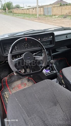 LADA (VAZ) 2107 2009, 95,000 km - 1.6 l - Salyan