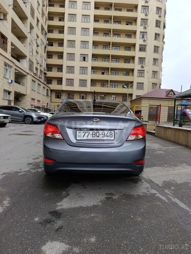 Hyundai Accent 2017, 211,000 km - 1.6 л - Bakı