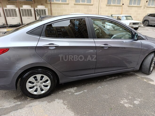 Hyundai Accent 2017, 211,000 km - 1.6 л - Bakı