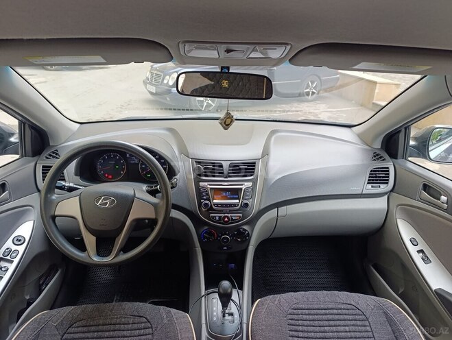 Hyundai Accent 2017, 211,000 km - 1.6 л - Bakı