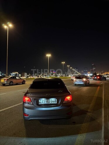 Hyundai Accent 2017, 211,000 km - 1.6 л - Bakı