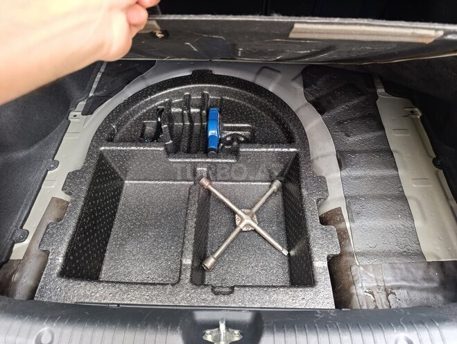 Hyundai Accent 2017, 211,000 km - 1.6 л - Bakı
