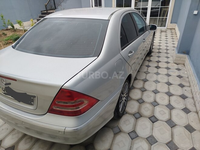 Mercedes C 200 2001, 304,000 km - 2.0 l - Bakı