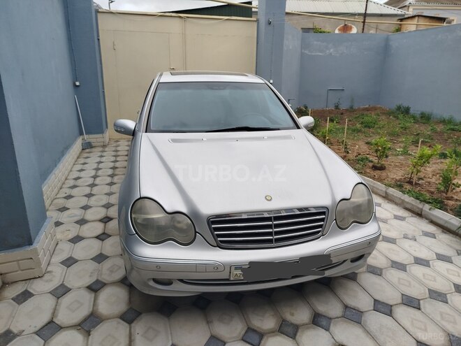 Mercedes C 200 2001, 304,000 km - 2.0 l - Bakı
