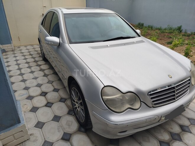 Mercedes C 200 2001, 304,000 km - 2.0 l - Bakı