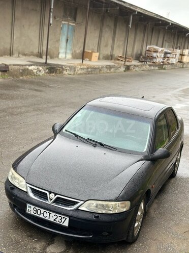 Opel Vectra 2001, 355,000 km - 2.2 л - Bakı