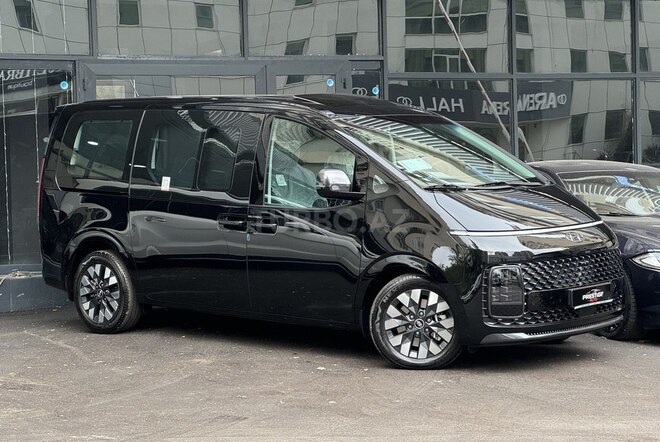 Hyundai Staria-8