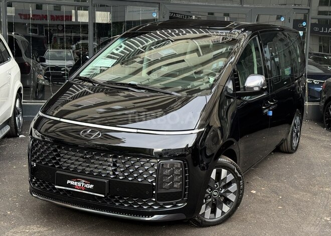 Hyundai Staria-5