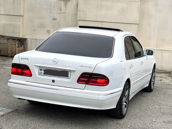 Mercedes E 240 2000, 244,678 km - 2.4 l - Sumqayıt