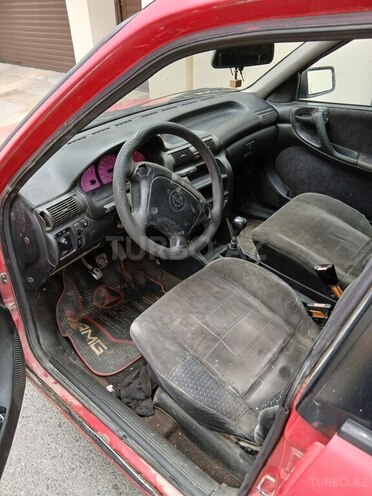 Opel Astra 1993, 333,333 km - 1.8 l - Bakı
