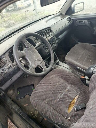 Volkswagen Golf 1998, 350,000 km - 2.0 l - Göyçay