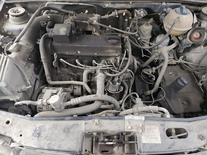 Volkswagen Golf 1998, 350,000 km - 2.0 l - Göyçay
