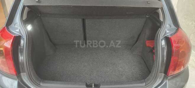 Toyota Corolla 2006, 263,000 km - 1.4 l - Bakı