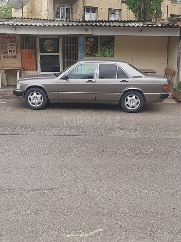 Mercedes 190 1990, 220,000 km - 2.3 l - Bakı