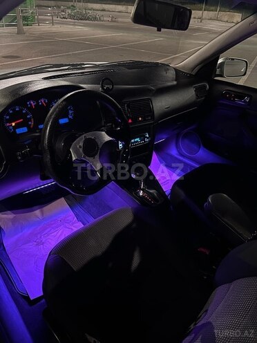 Volkswagen Golf 2003, 96,000 km - 2.0 l - Bakı