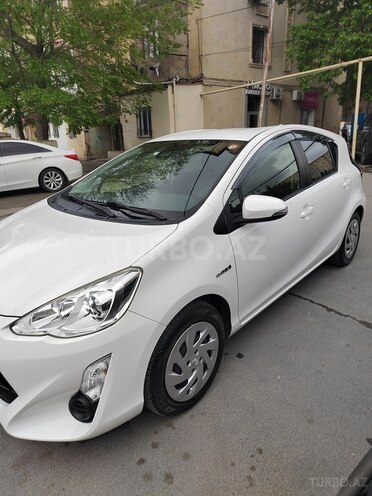 Toyota Aqua 2017, 58,000 km - 1.5 l - Bakı