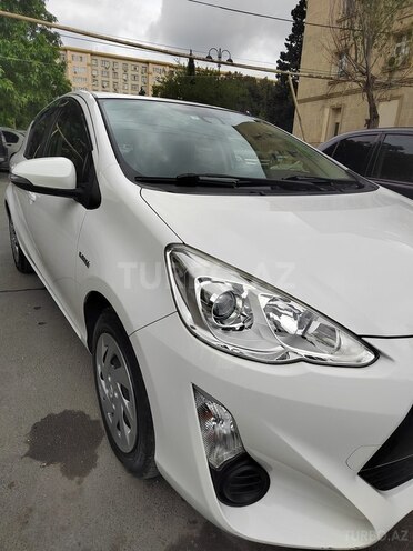 Toyota Aqua 2017, 58,000 km - 1.5 l - Bakı