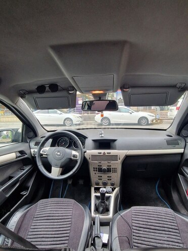 Opel Astra 2007, 300,000 km - 1.4 l - Bakı