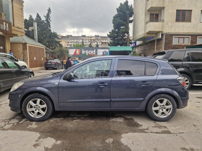 Opel Astra 2007, 300,000 km - 1.4 l - Bakı