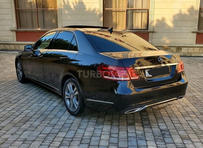 Mercedes E 220 d 2015, 272,000 km - 2.2 л - Bakı